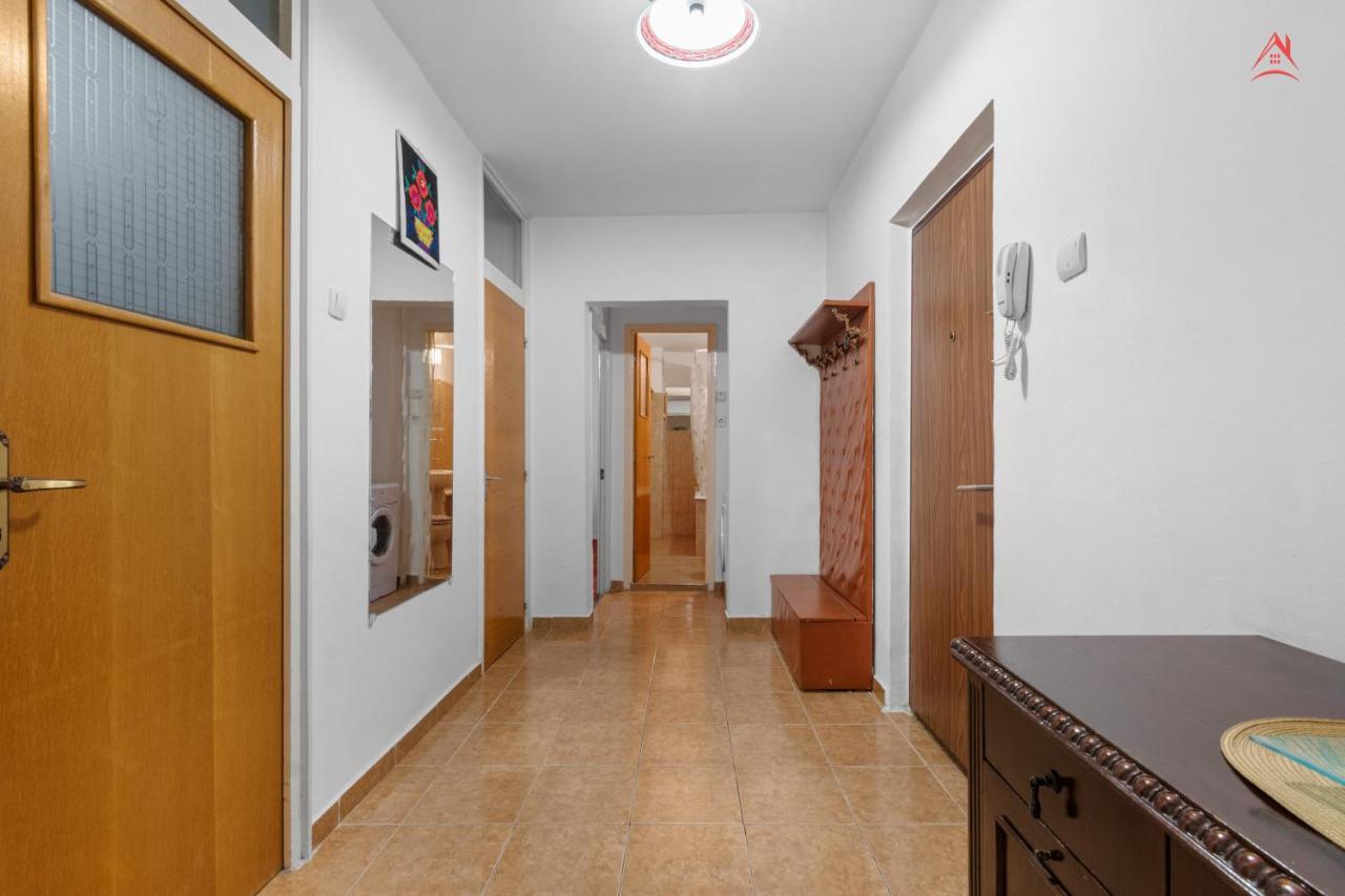 Dristor Large And Cozy Apartment Bucarest Extérieur photo